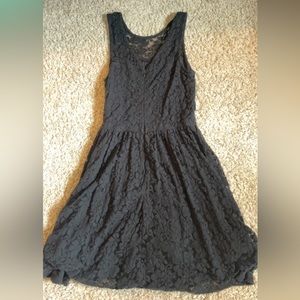 Girls 14/15 laced floral dress